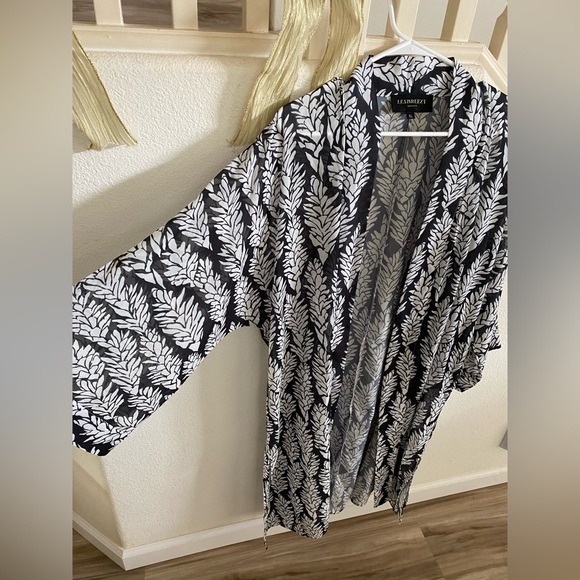Lexbreezy Kimono Cover Up - Picture 7 of 7